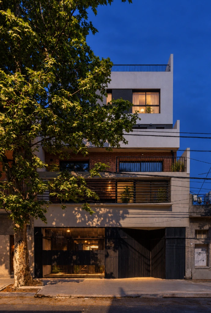 Fachada Emehome Medrano